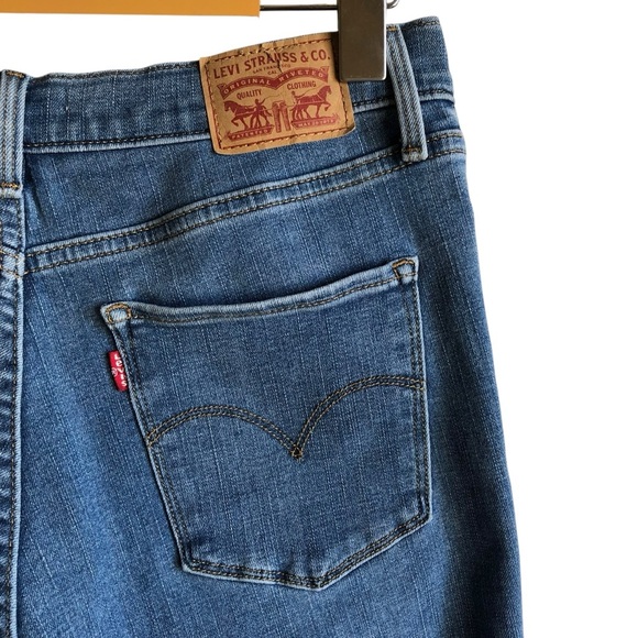 Levi’s 312 Shaping Slim Jeans Size 29 Sculpt Tummy Control Day Dreamer Wash - Picture 10 of 16